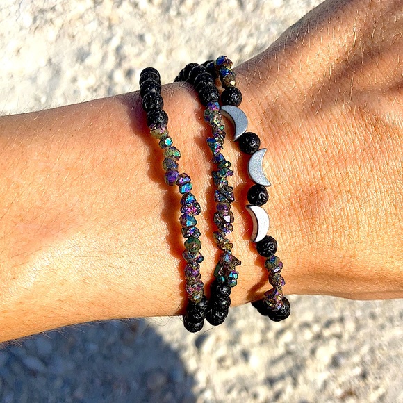 Stackable Hematite Moon Bracelet - Picture 4 of 10